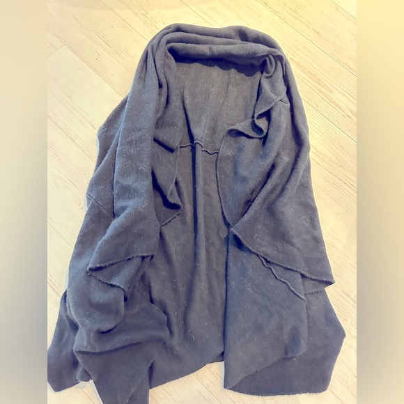 M boutique black shrug - Picture 2 of 2